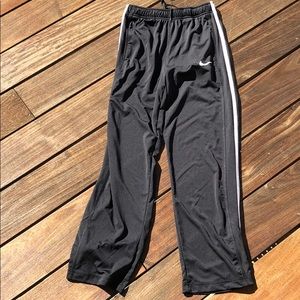 Nike warm up pants size YL